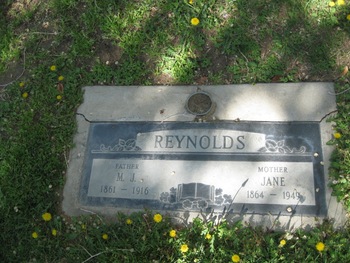 Reynolds,   Maurice James gravesite
