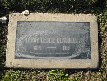 Blasdell,   LeRoy Leslie gravesite