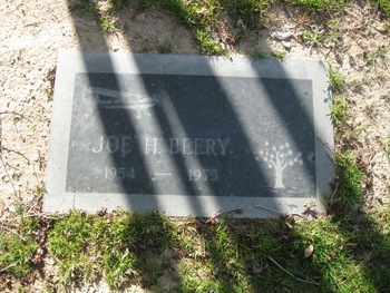 Beery,   James Howard ('Joe') gravesite