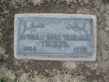 Tucker, Edward Earl Teasdale gravesite