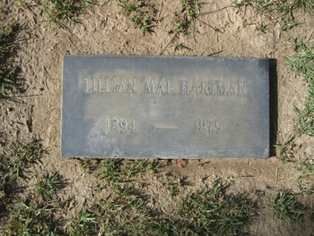 Hartman,   Lillian Mae gravesite