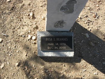 Brandes,   Rosa L. gravesite