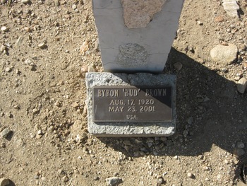 Brown,   Byron J. ('Bud') gravesite