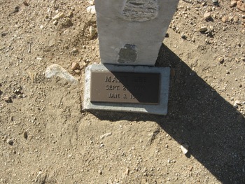 Lee,   Mary gravesite