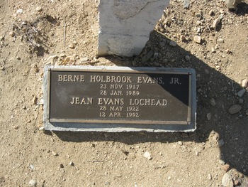 Lochead,   Jean Evans gravesite